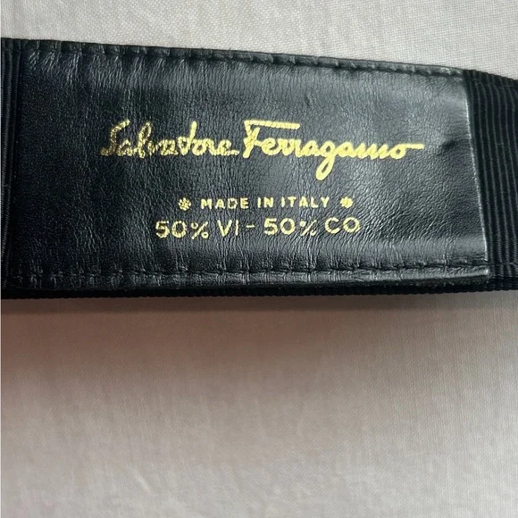 Salvatore FERRAGAMO BELT will fit waist between 24” and 29 